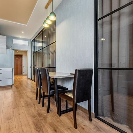 Sea Symphony Wood Style Apartment Οδησσός Εξωτερικό φωτογραφία