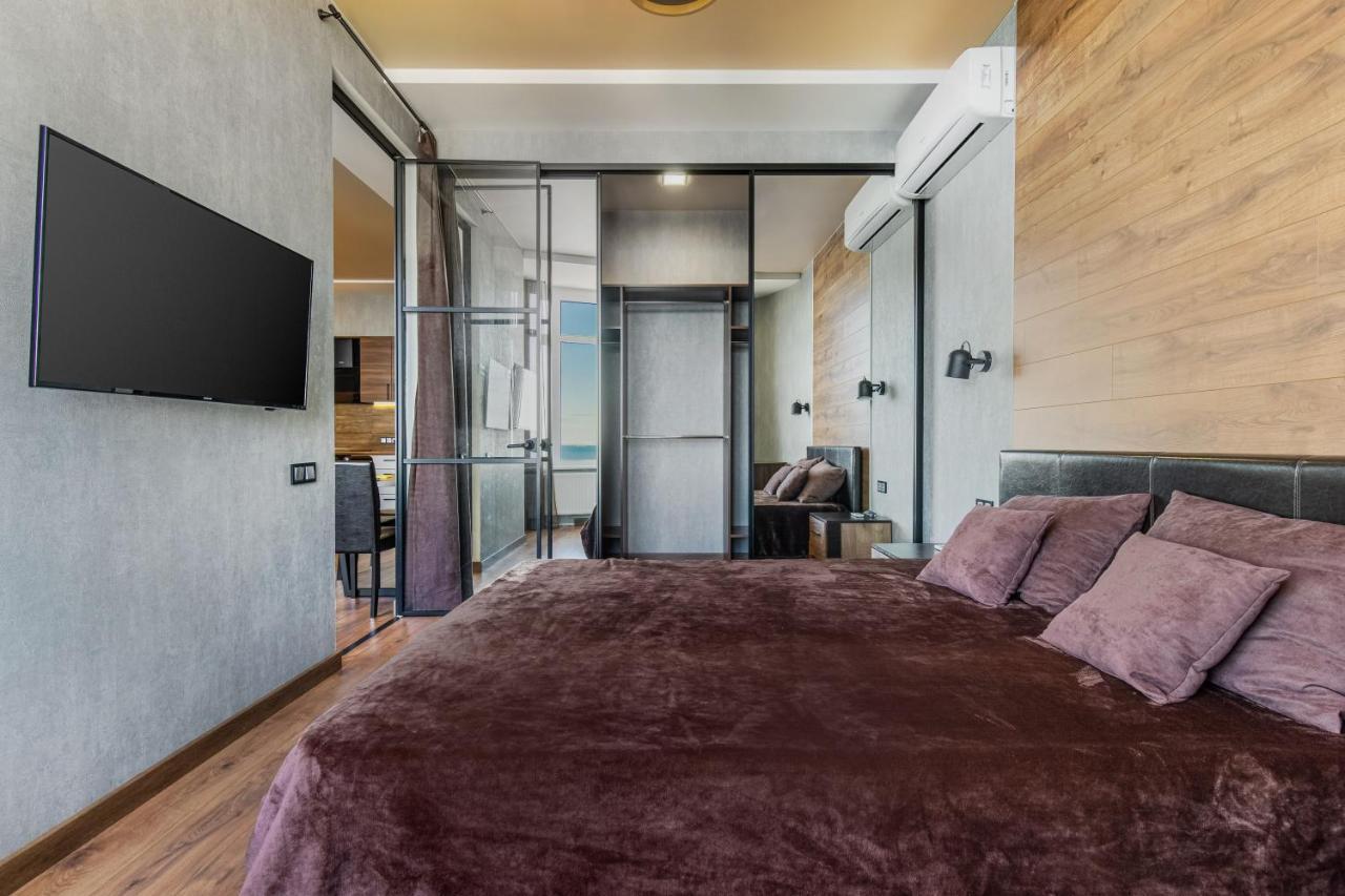 Sea Symphony Wood Style Apartment Οδησσός Εξωτερικό φωτογραφία