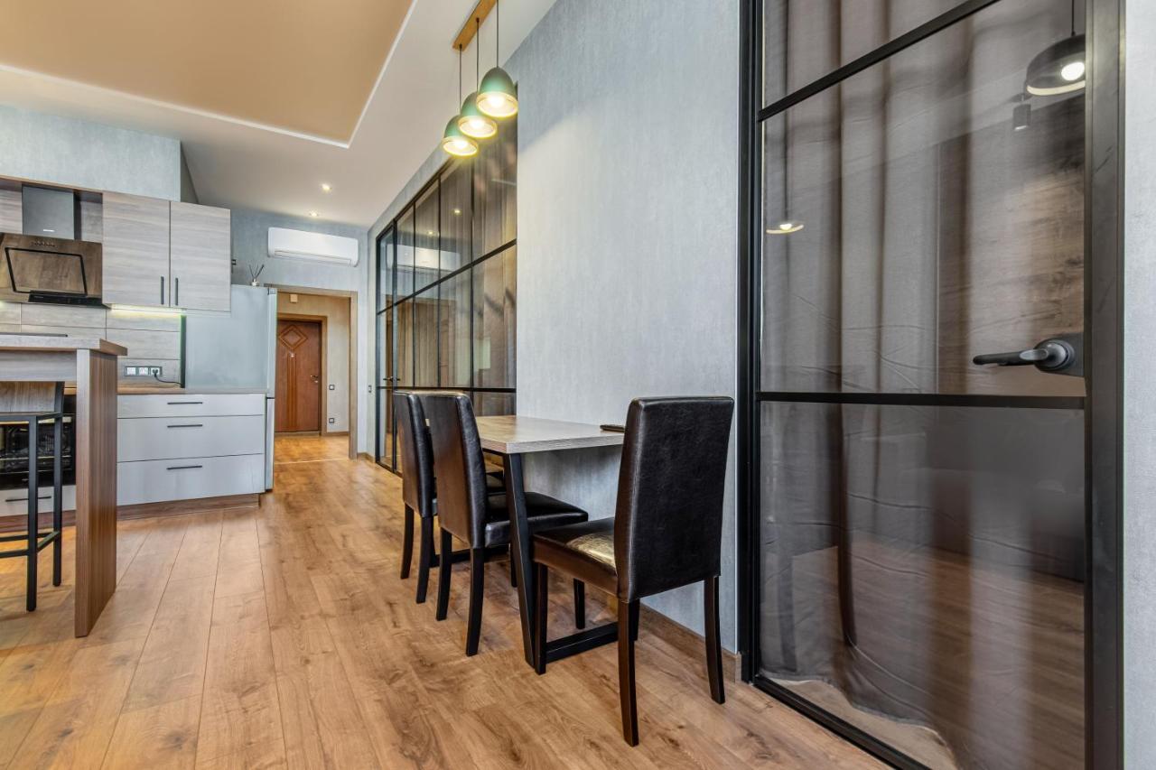 Sea Symphony Wood Style Apartment Οδησσός Εξωτερικό φωτογραφία