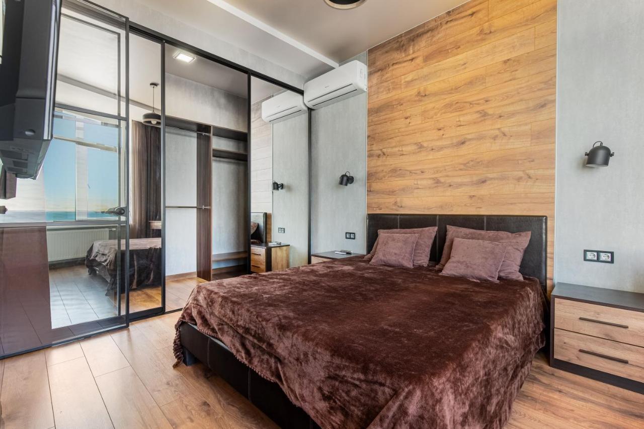 Sea Symphony Wood Style Apartment Οδησσός Εξωτερικό φωτογραφία